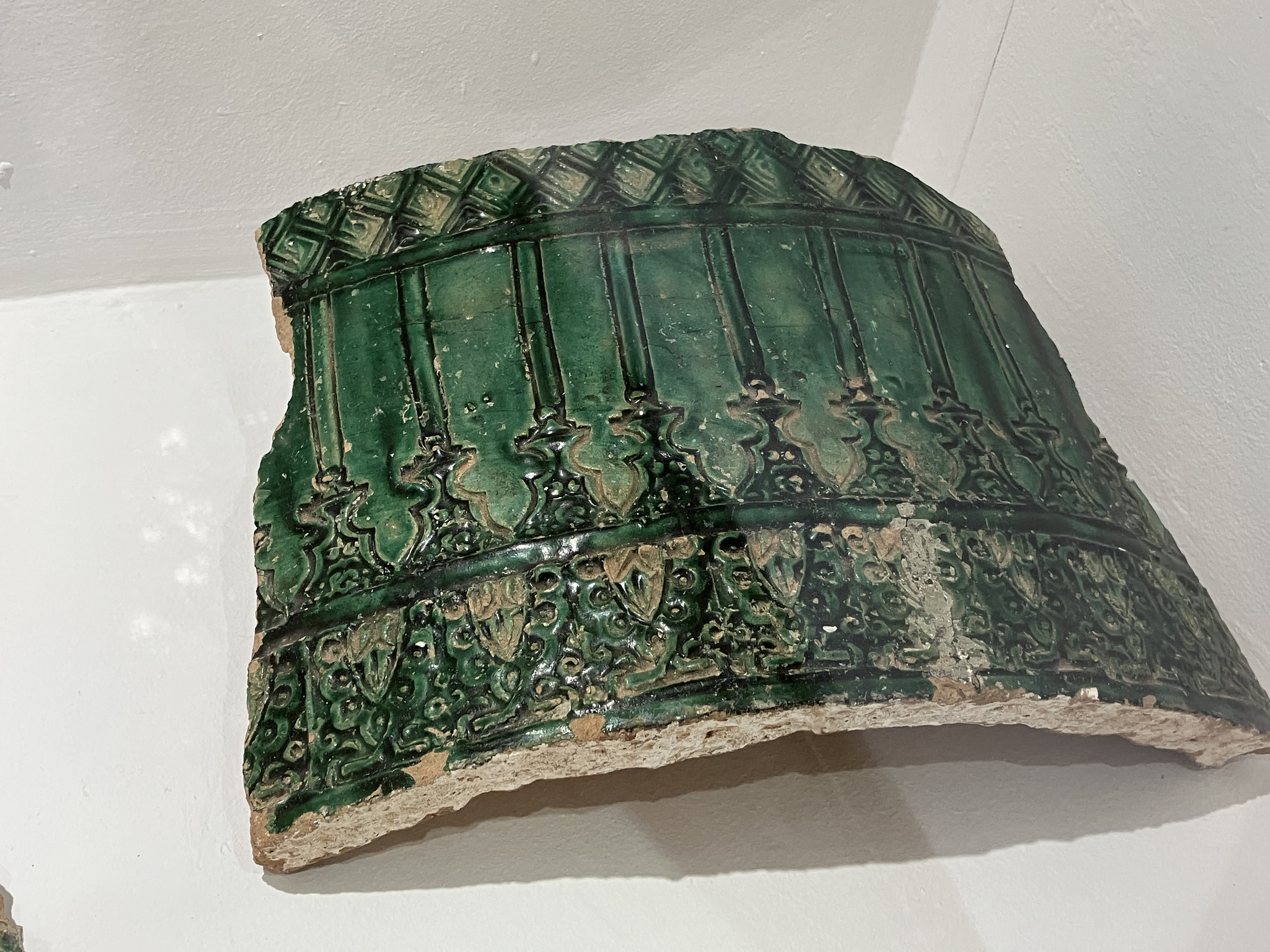 Ceramic water vessel