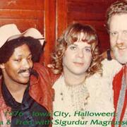 9-76halloween