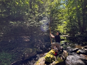 Slingshotting from a stream