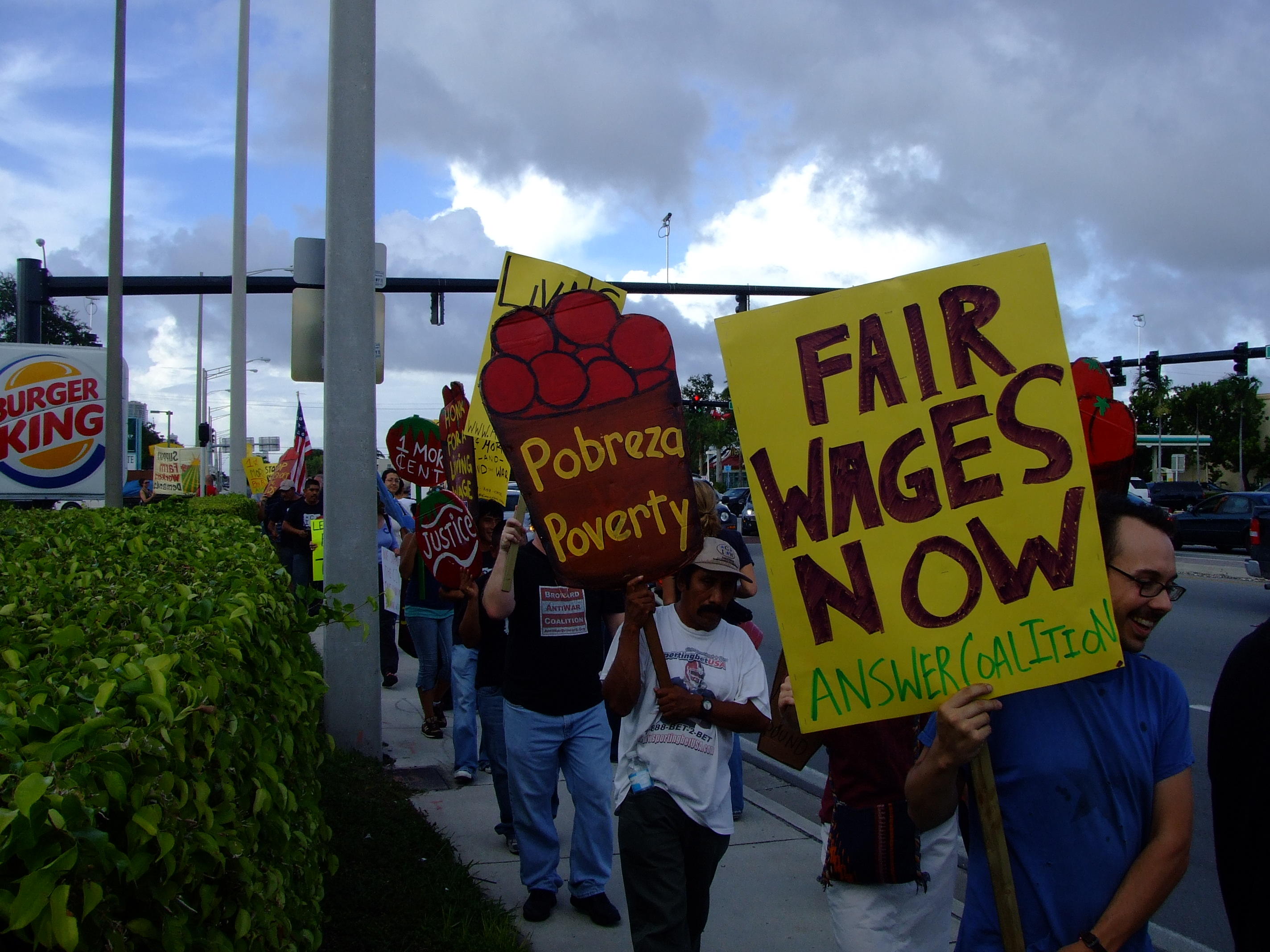 Image of Coalition of Immokalee Workers protest at a Burger King restaurant (ca. August 2007)