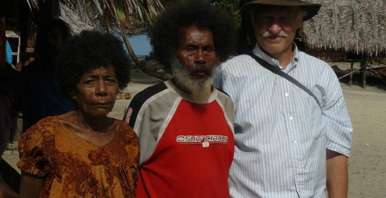 2009 sad (always) departures, with old and valued friends, “Atupw,” a detail person and his wife.