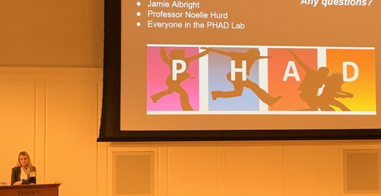 A photo of Grace Beuley presenting her Distinguished Major Program research (2019)